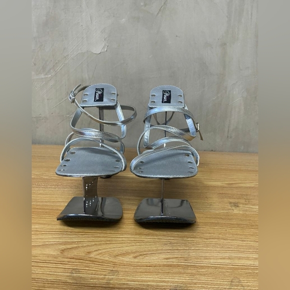 Pleaser Vintage Galaxy silver heels - Picture 5 of 6